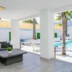 Feriehus Cubo's Casa Flor High Privacy & Pool *