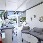 Cubo's Casa Flor High Privacy & Pool